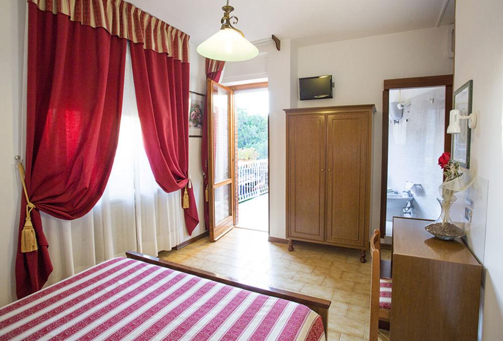 Hotel Vignola Assisi Eksteriør billede