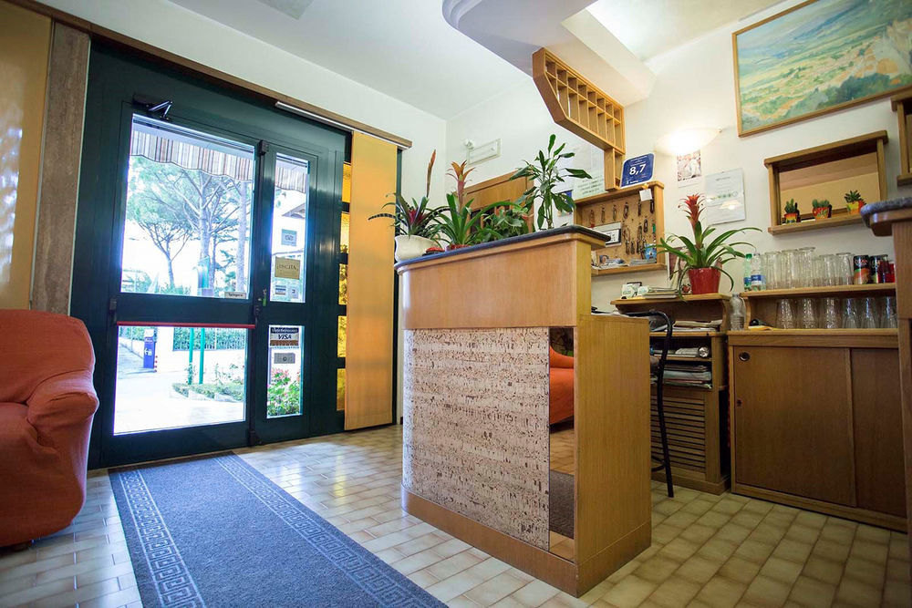 Hotel Vignola Assisi Eksteriør billede