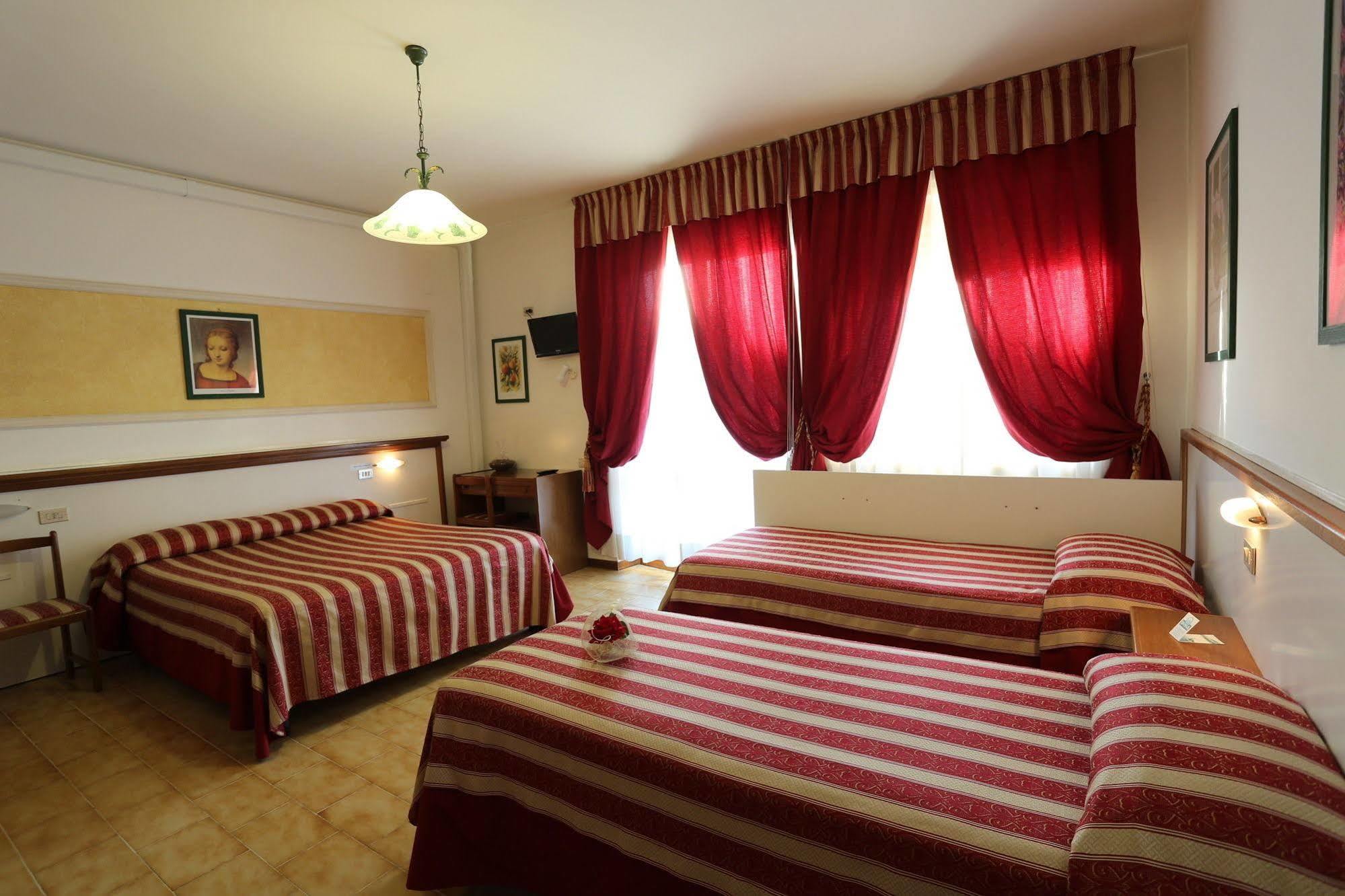 Hotel Vignola Assisi Eksteriør billede