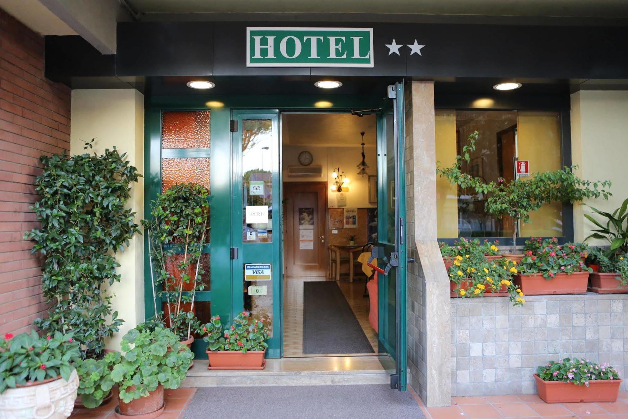 Hotel Vignola Assisi Eksteriør billede