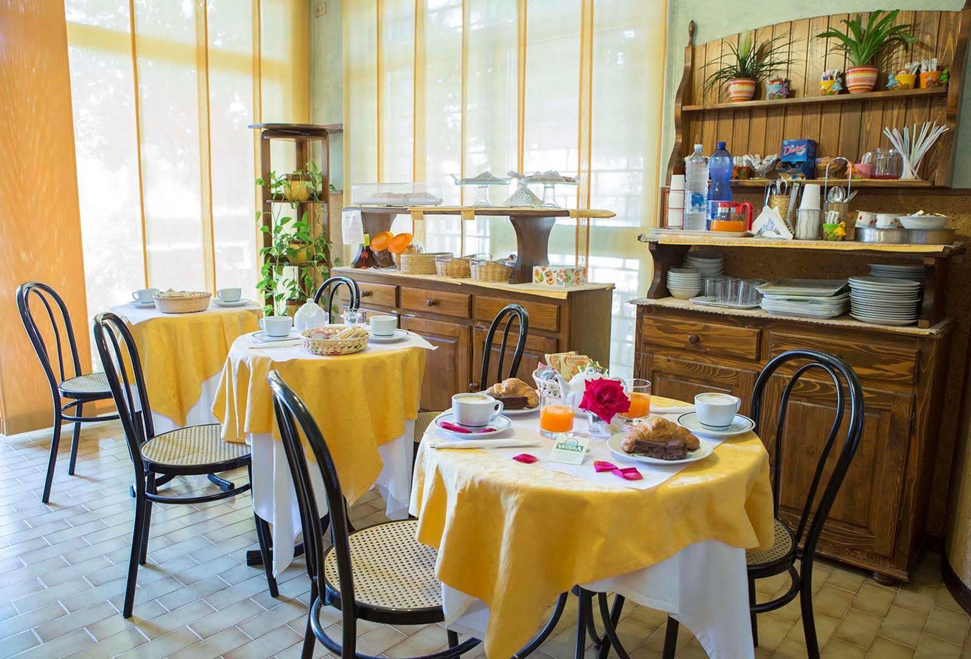 Hotel Vignola Assisi Eksteriør billede