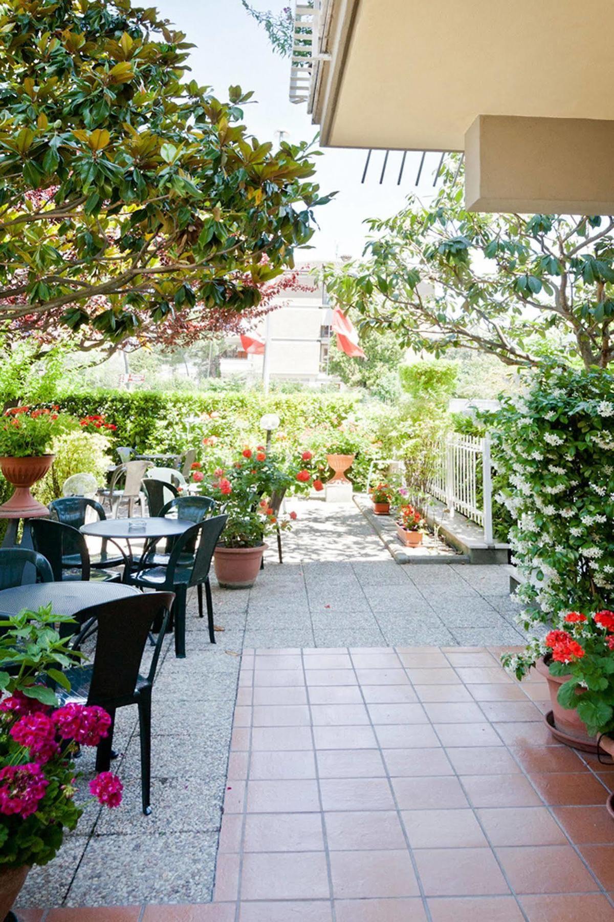 Hotel Vignola Assisi Eksteriør billede