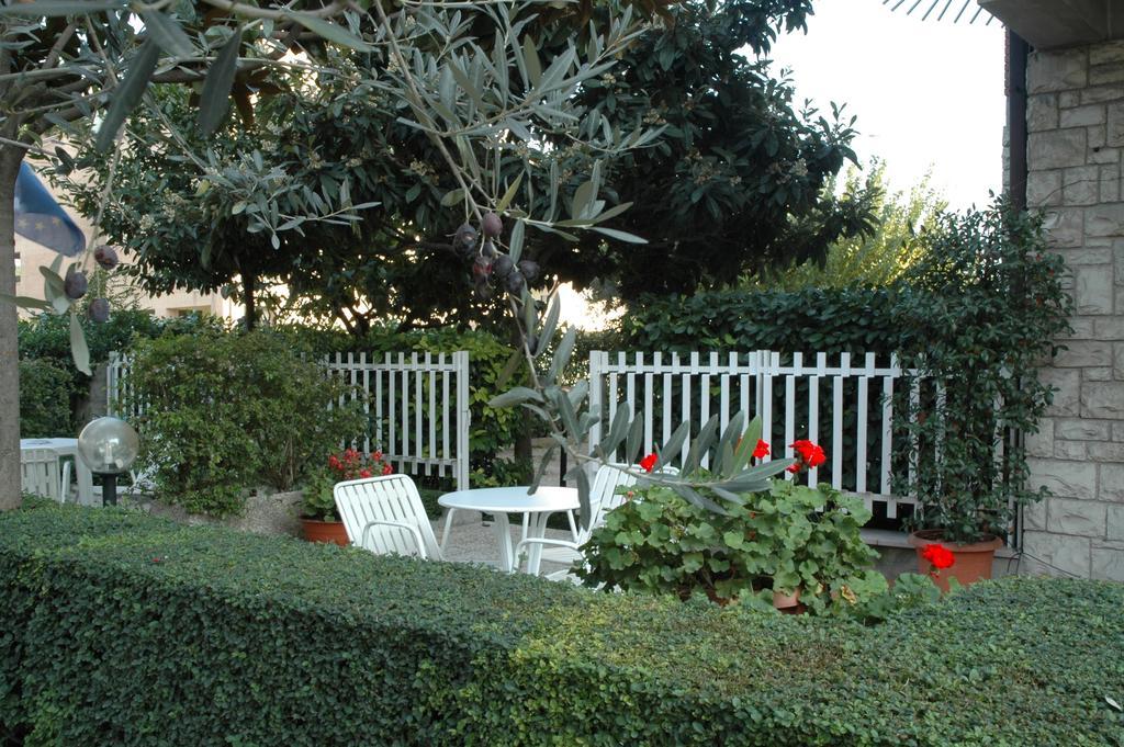 Hotel Vignola Assisi Eksteriør billede