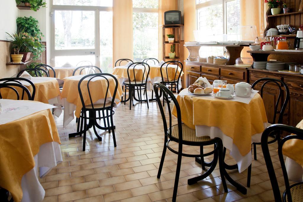 Hotel Vignola Assisi Eksteriør billede